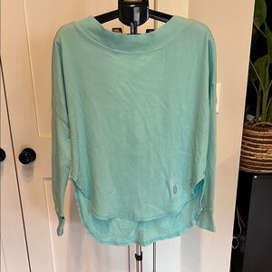 Women's Aqua Top